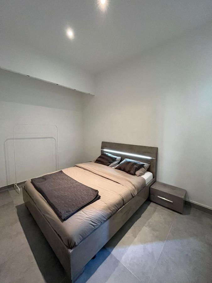 Le Central - T2 Proche Saint Charles Apartment Marseille Luaran gambar
